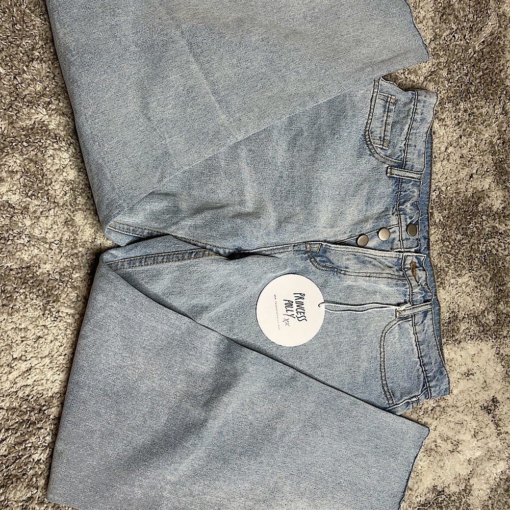 Princess Polly ATTICA Knee rip Denim JEANS